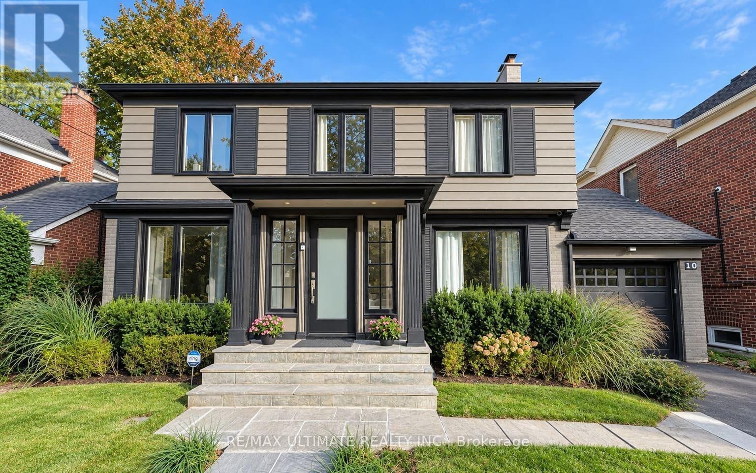 10 Noel Avenue, Toronto (Leaside), Ontario M4G 1B3